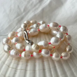 BUTTER COLOR FUNKY SOUTH SEA PEARLS ON NEON KNOTS