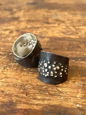 Dennis Higgins Limited Small Textured Black and Silver Ring