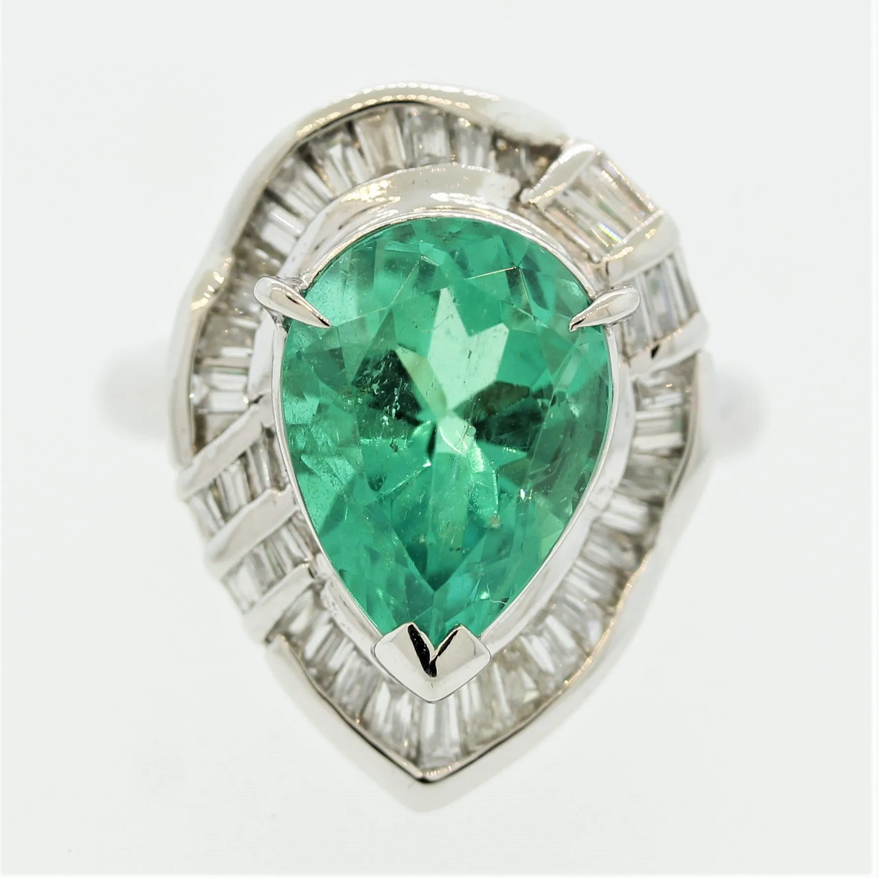 Fine Colombian Emerald Diamond Platinum Ring, GIA Certified