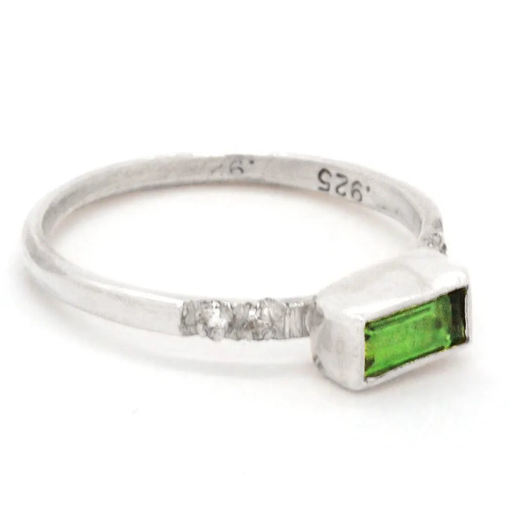 Green Tourmaline & White Sapphires Ring (size 5 1/2)